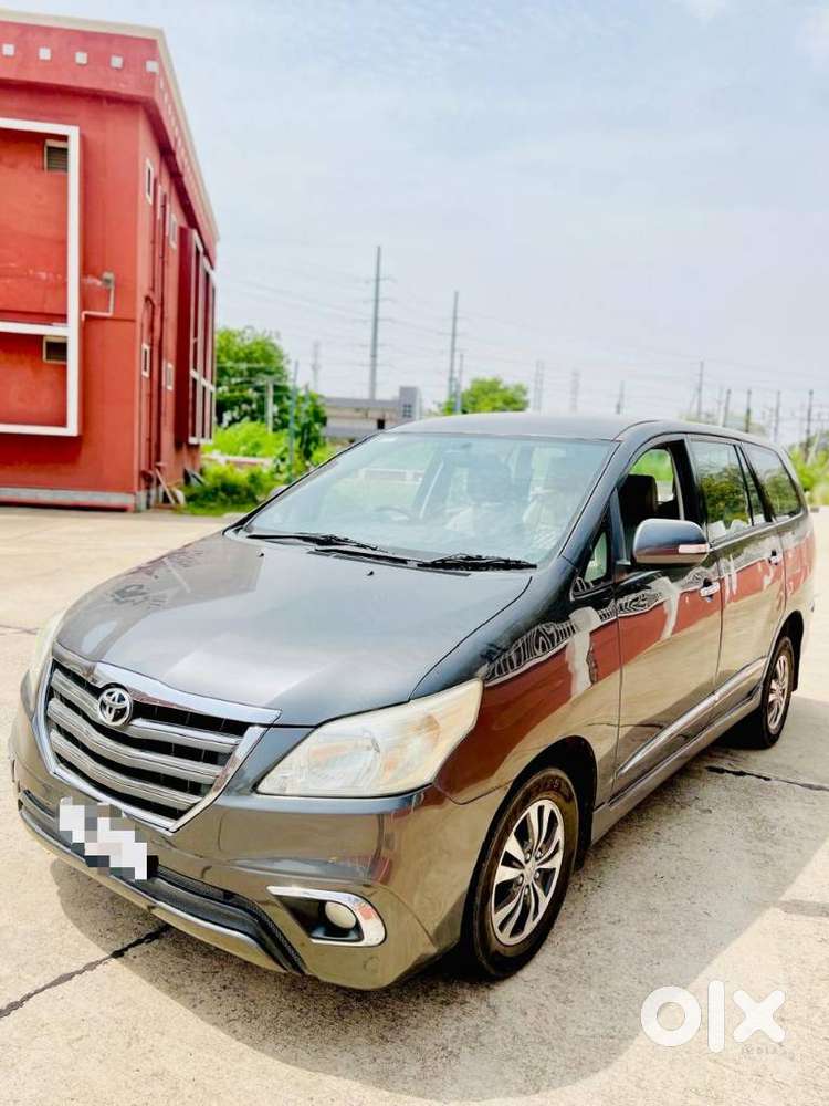Toyota Innova 2.5 Z Diesel 7 Seater, 2015, Diesel