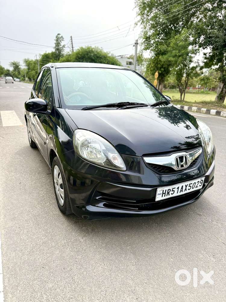 Honda Brio S (o) Mt, 2013, Petrol