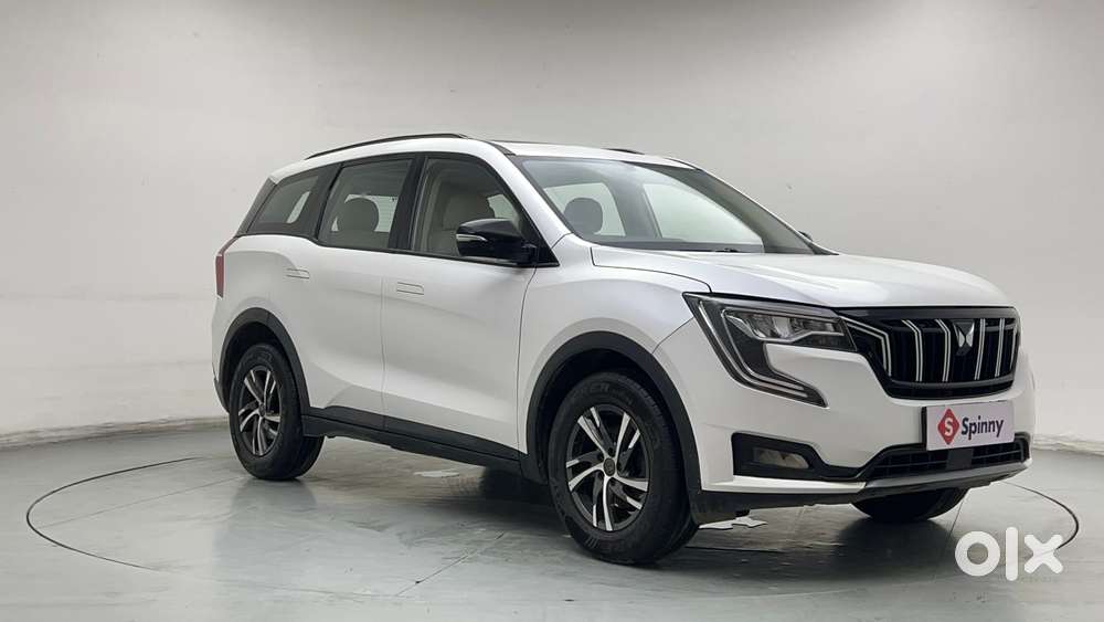 Mahindra Xuv700 2.0 Ax 5 Petrol At Str, 2022, Petrol