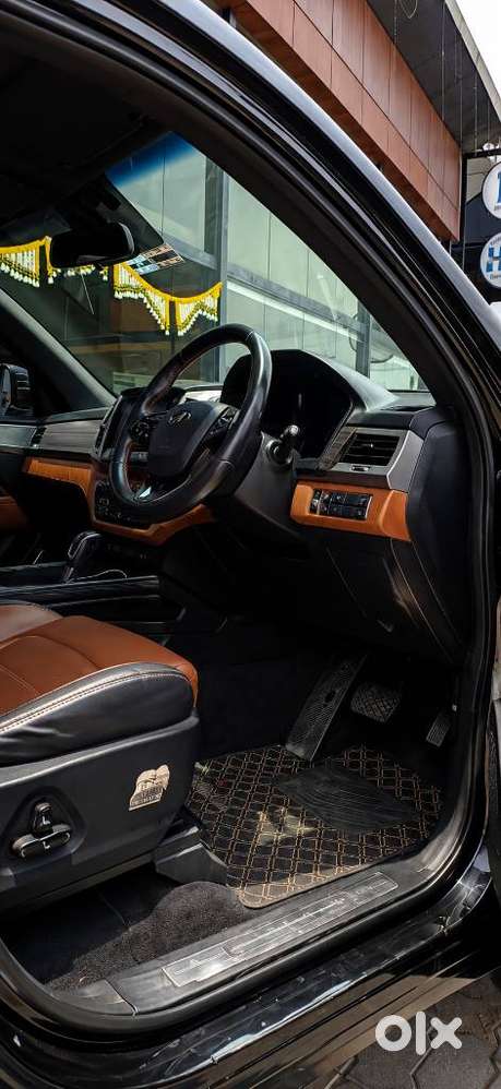 Mahindra Alturas G4, 2019, Diesel