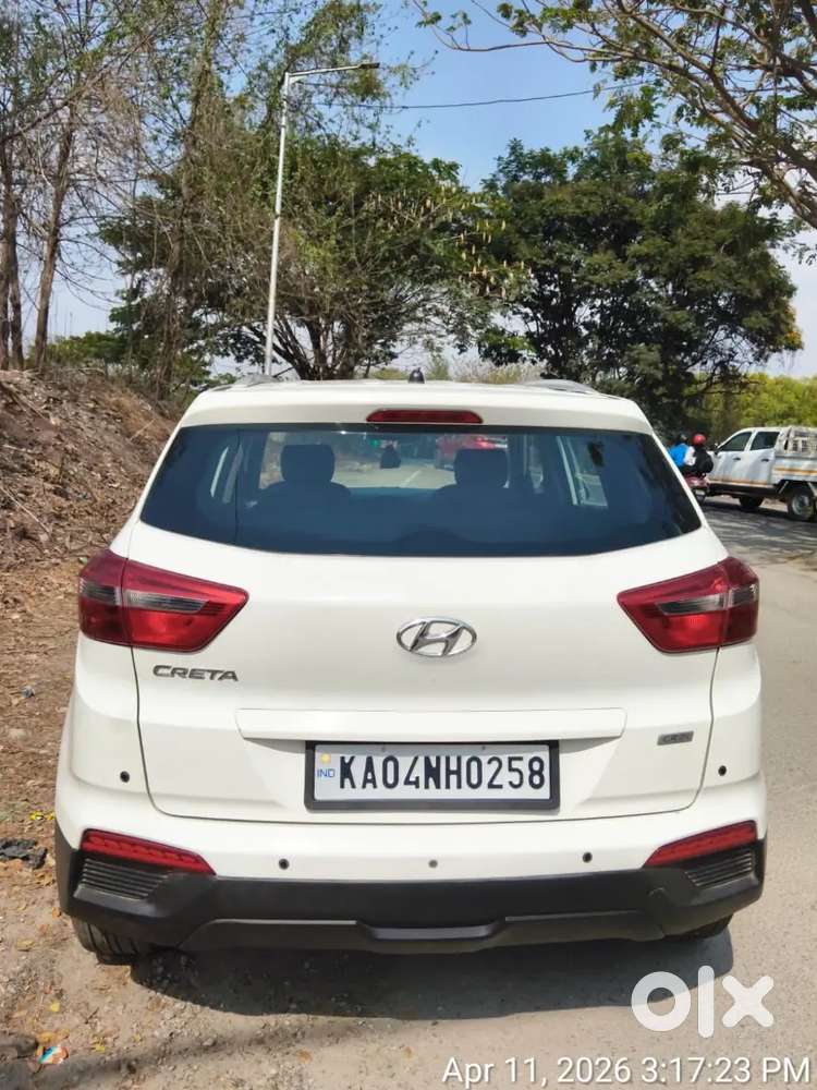 Hyundai Creta 1.4 E+
Single Comp 
Km 95k 
Showroom Maintain
