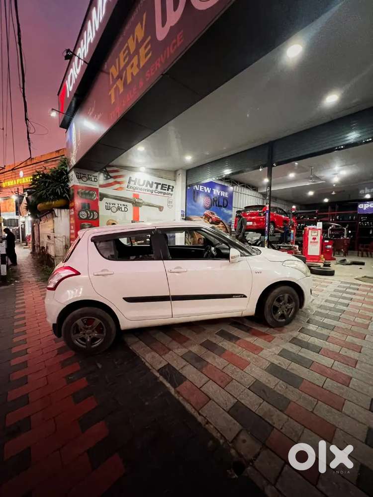 Swift Maruti Suzuki 2012