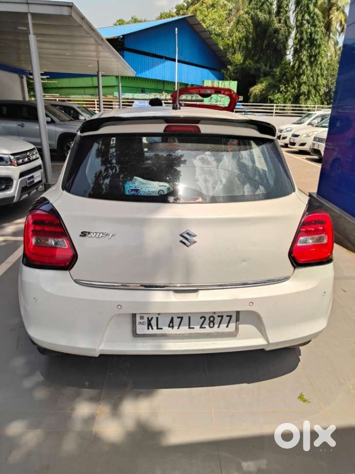 Maruti Suzuki Swift Vvt Vxi, 2022, Petrol