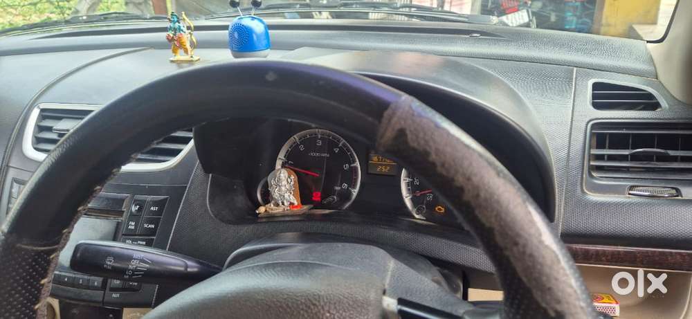 Maruti Suzuki Swift Dzire 2013
