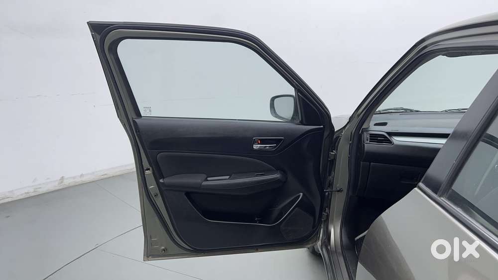 Maruti Suzuki Swift Amt Vvt Vxi, 2018, Petrol