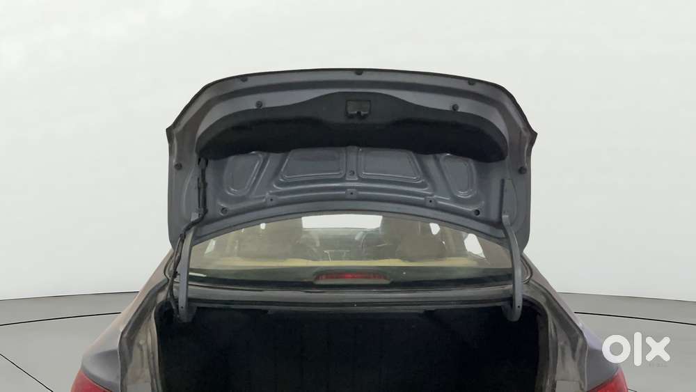 Hyundai Verna Fluidic 1.6 Vtvt Sx Automatic, 2014, Petrol