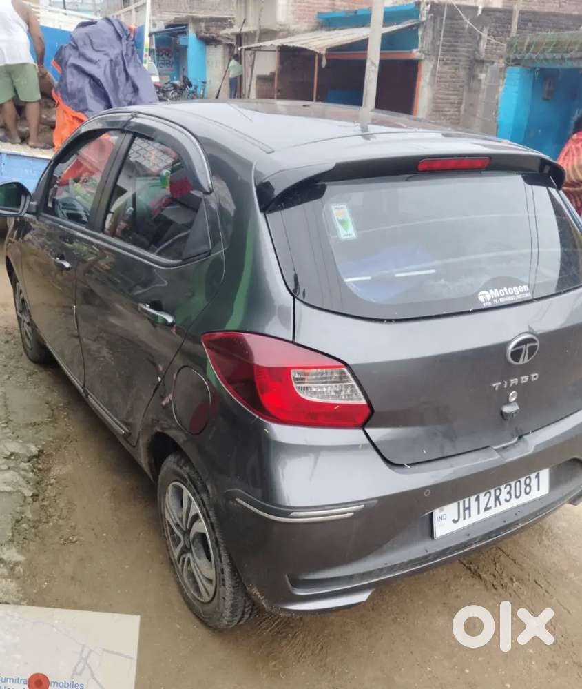 Tata Tiago Rhythm Xt 2025