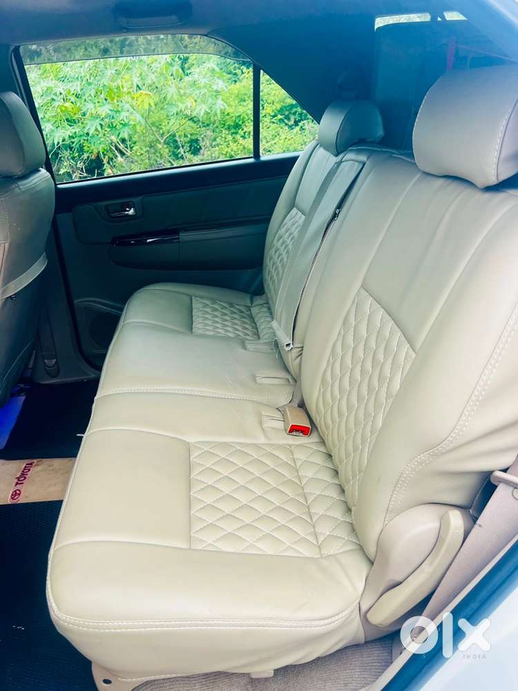 Toyota Fortuner 2014 Diesel 120000 Km Driven