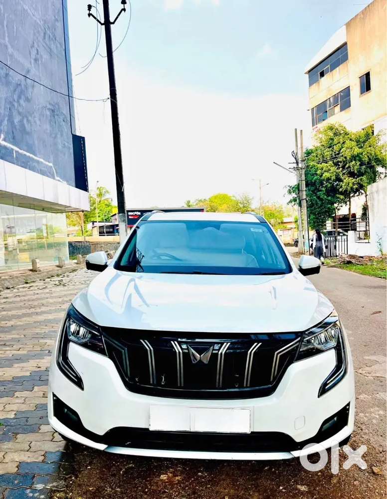 Mahindra Xuv700 Ax7l Petrol 2025 1st Owner