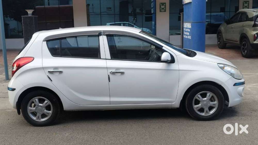 Hyundai I20 Diesel Sportz, 2011, Diesel