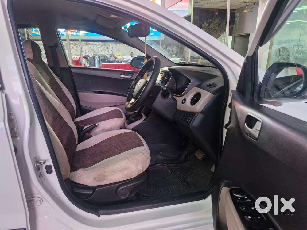 Hyundai Grand I10 1.2 Kappa Vtvt Asta (o) At, 2014, Petrol