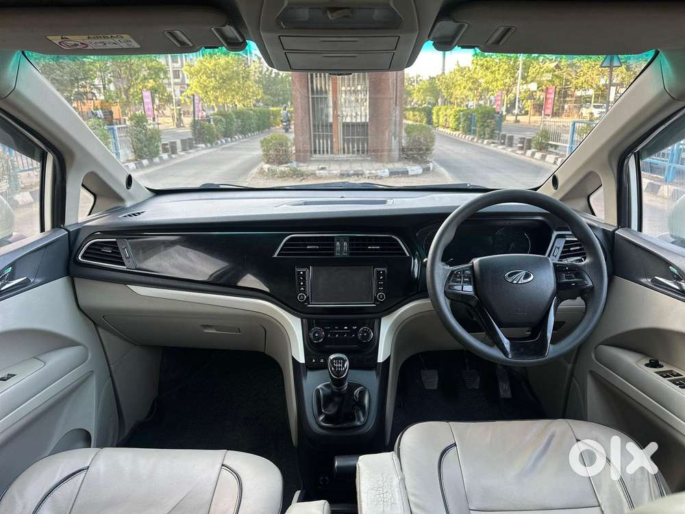 Mahindra Marazzo M6 8str, 2019, Diesel