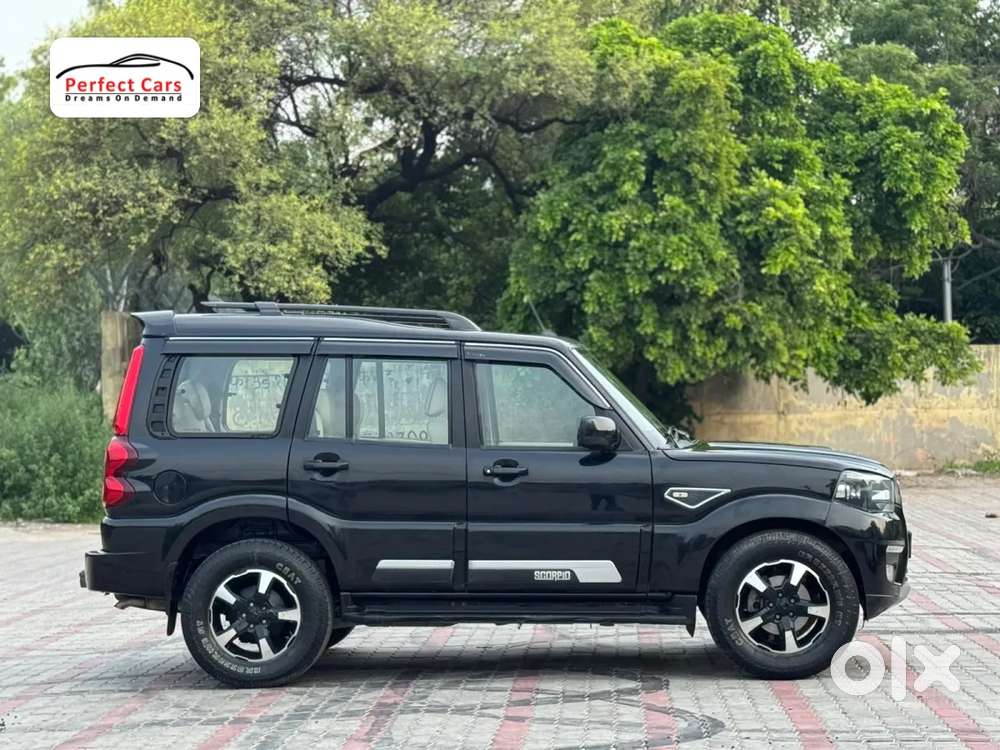 Mahindra Scorpio Classic, 2022, Diesel