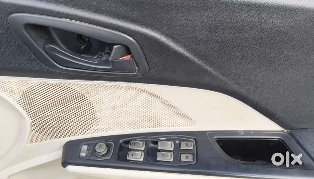 Mahindra Xuv300 W4 Diesel, 2019, Diesel