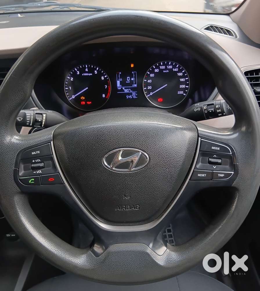 Hyundai Elite I20 Sportz (o) 1.2, 2015, Petrol