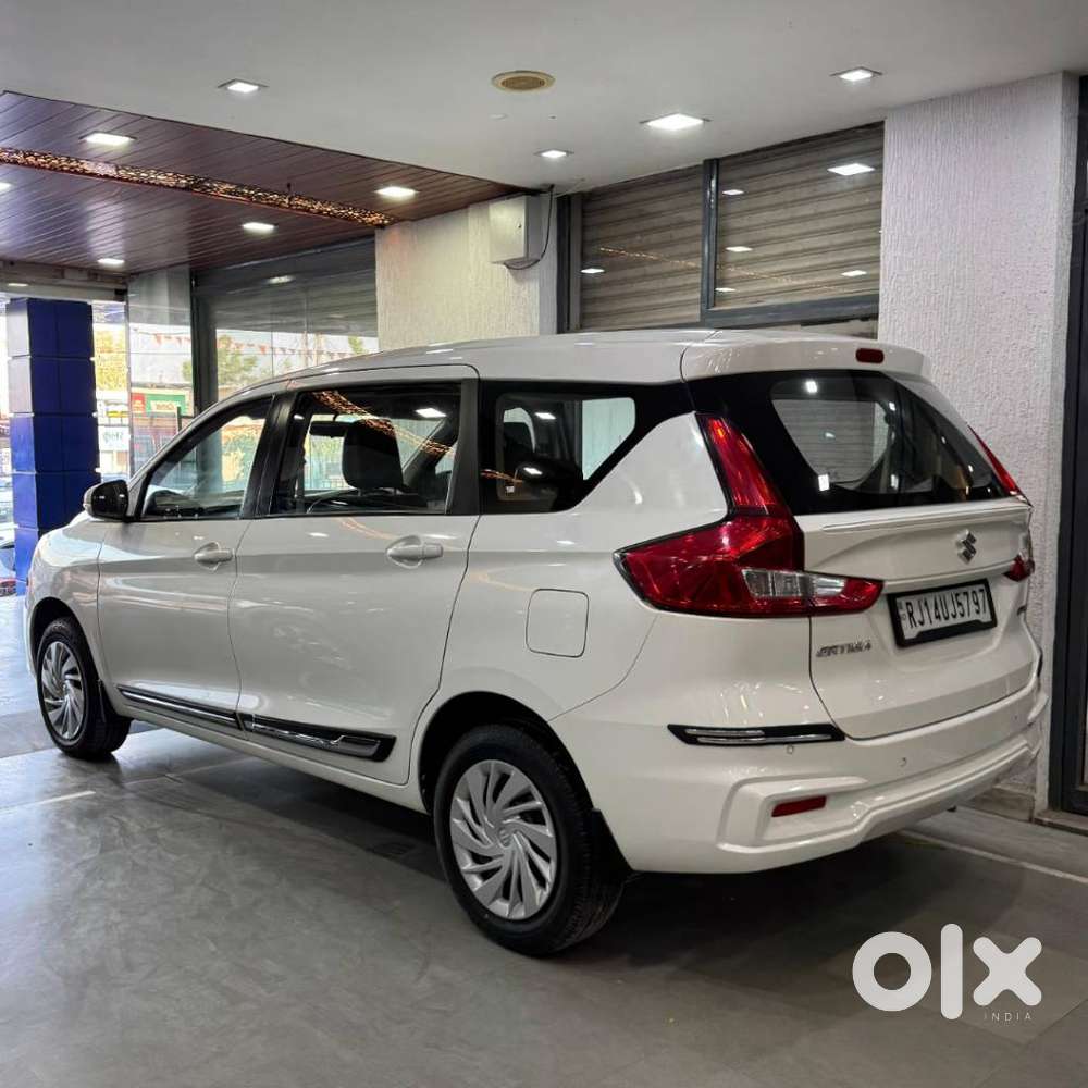 Maruti Suzuki Ertiga Vxi Shvs, 2023, Petrol