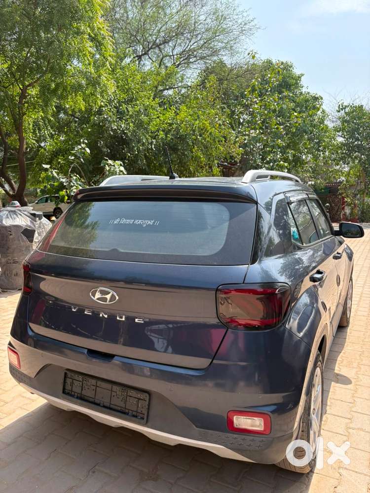 Hyundai New Venue 2021 Petrol Good Condition