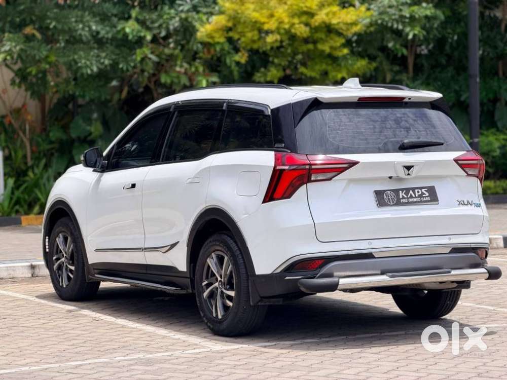 Mahindra Xuv700 2.0 Ax 5 Petrol At Str, 2022, Petrol