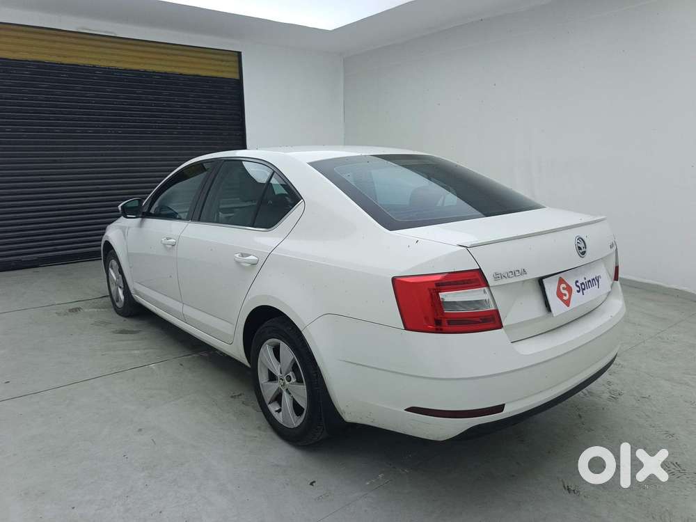 Skoda Octavia 1.8 Tsi Style At, 2018, Petrol
