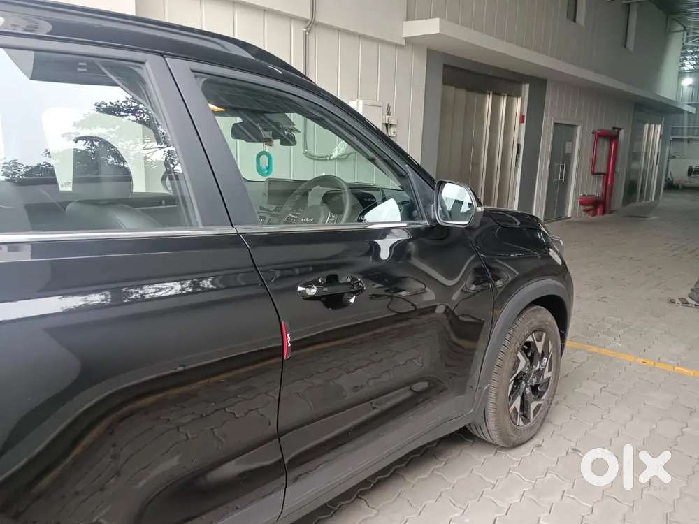 Kia Sonet 2025 Petrol 3853 Km Driven