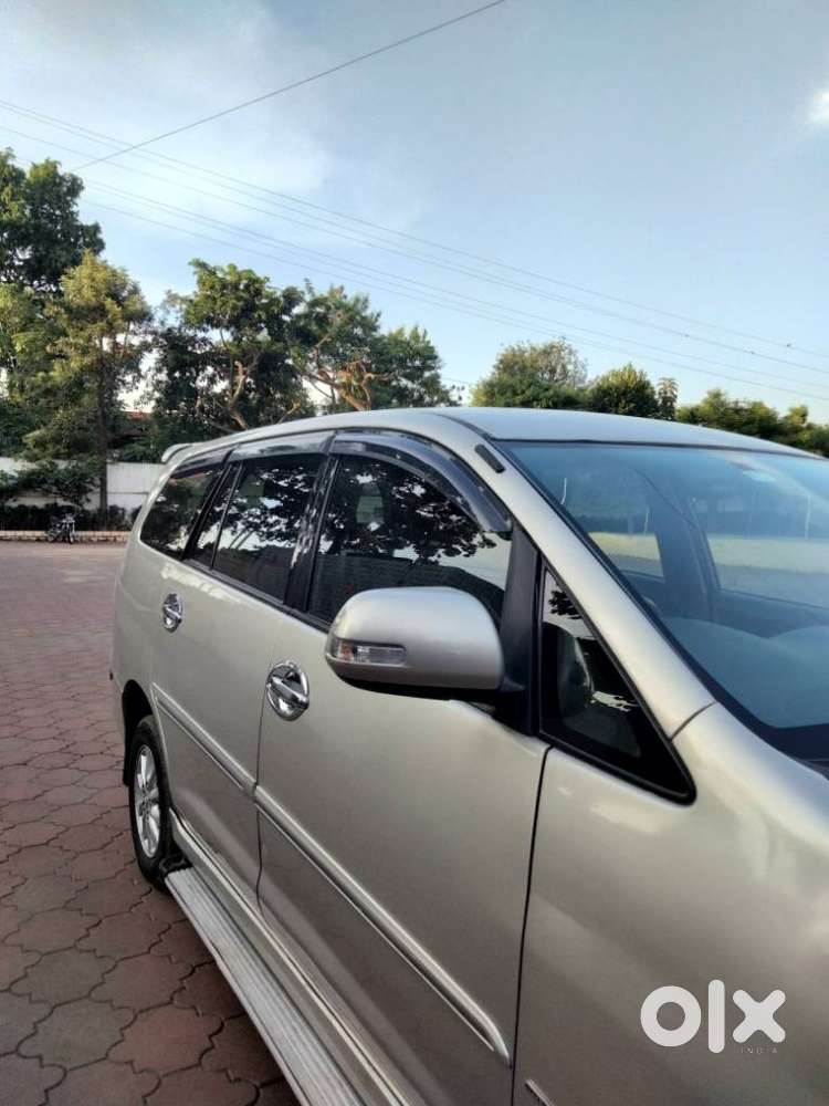 Toyota Innova 2.5 V 7 Str, 2012, Diesel