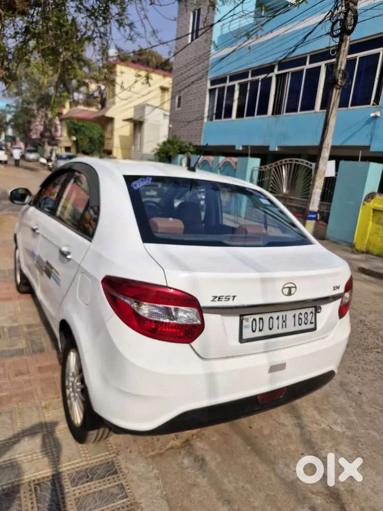Tata Zest 2016 Diesel 70600 Km Driven