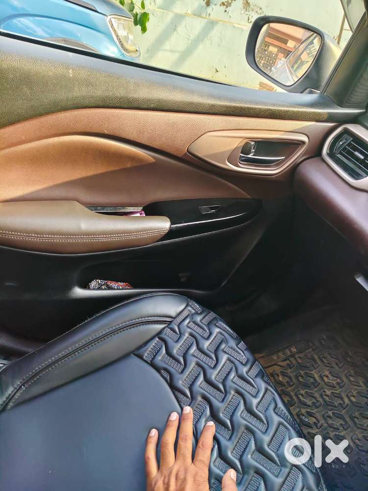 Nexa Zeta Petrol Hibrid
