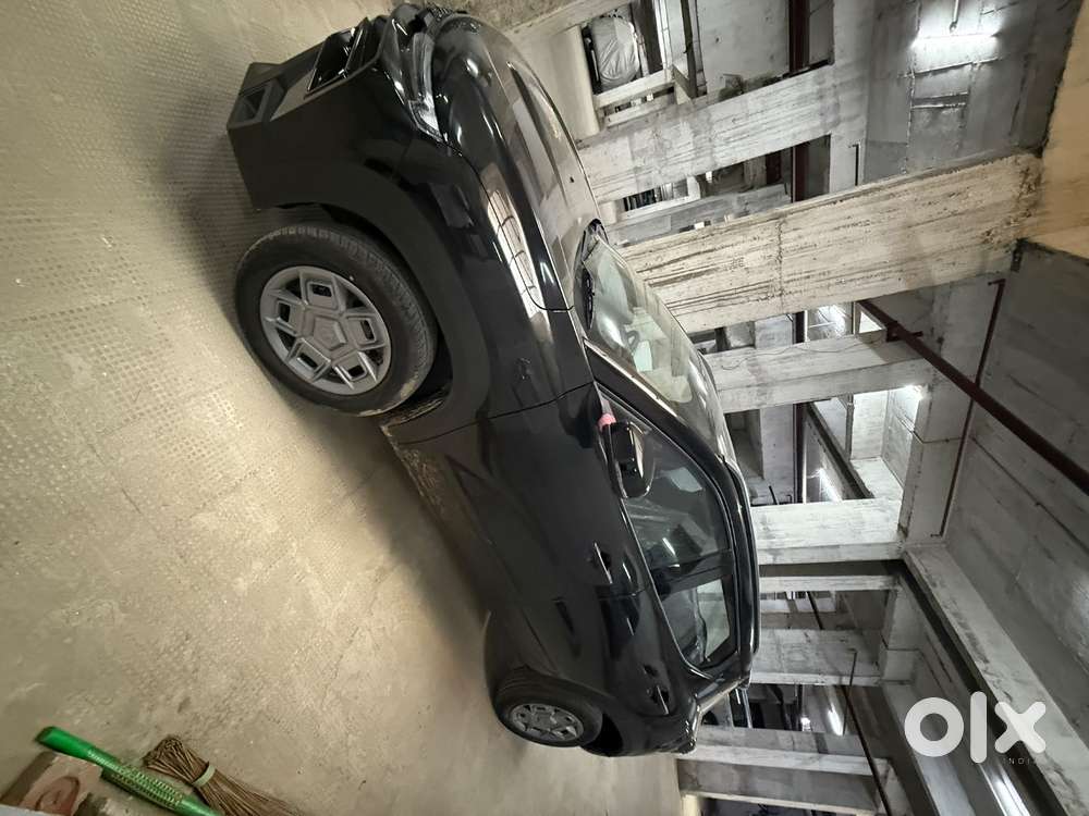 ​renault Kiger Black 2026 Petrol, 6 Days Old, Up-17, First Owner