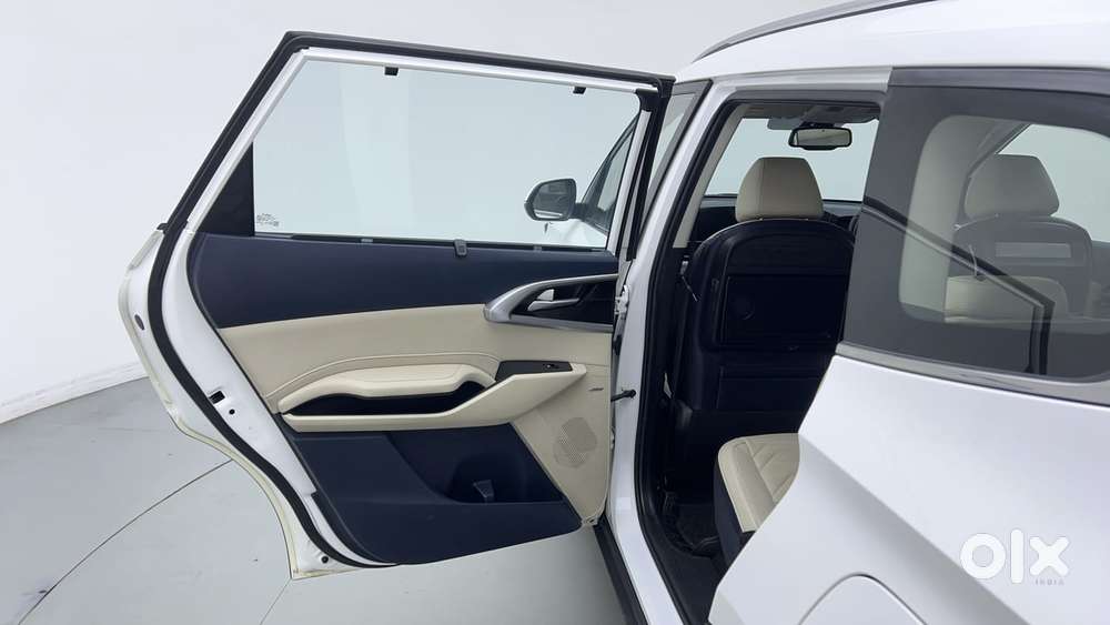 Kia Carens 1.5 Luxury Plus Diesel At 6 Str, 2022, Diesel