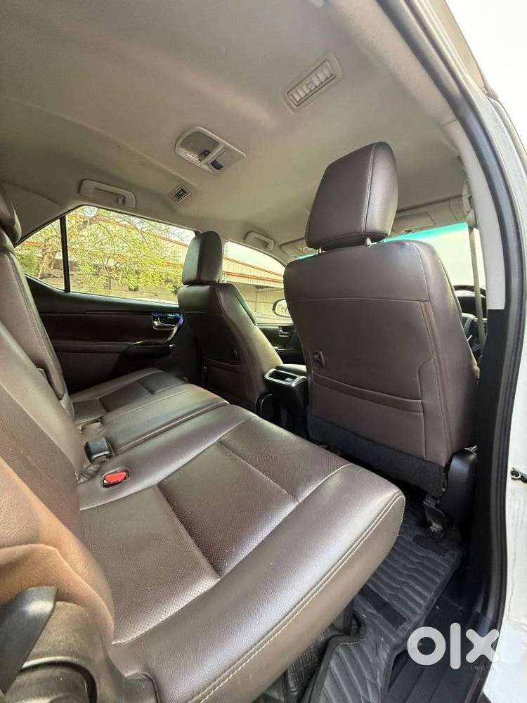 Toyota Fortuner 4x2 At 2.8 Diesel, 2020, Diesel