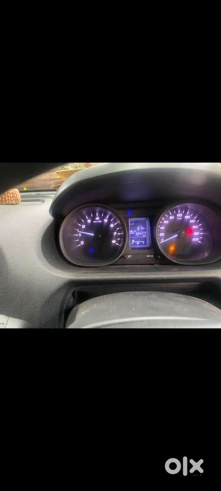 Tata Tiago 1.2 Revotron Xm, 2018, Petrol