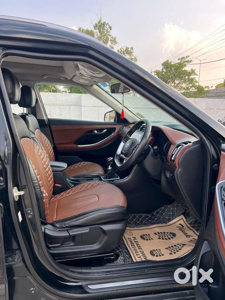 Hyundai Alcazar Platinum 7 Str 1.5 Diesel Adventure, 2023, Diesel