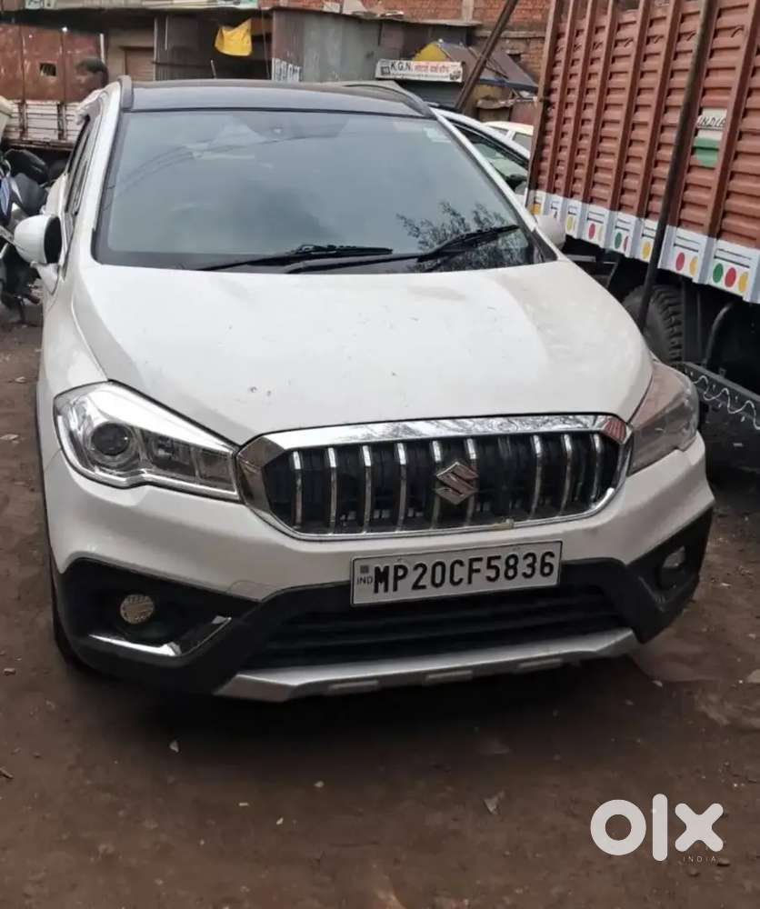 Maruti Suzuki S-cross 2016 Diesel Car Top Model