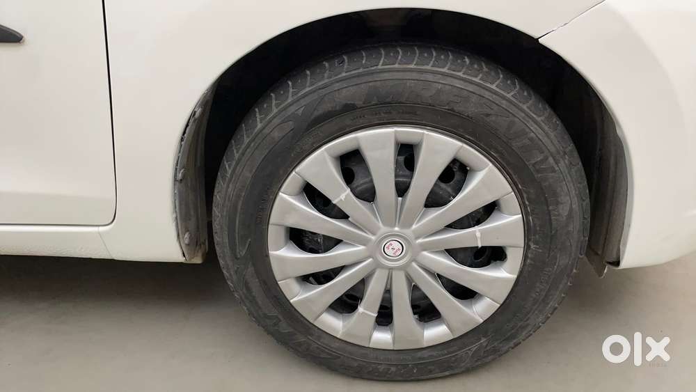 Maruti Suzuki Celerio Vxi Optional Amt, 2016, Petrol