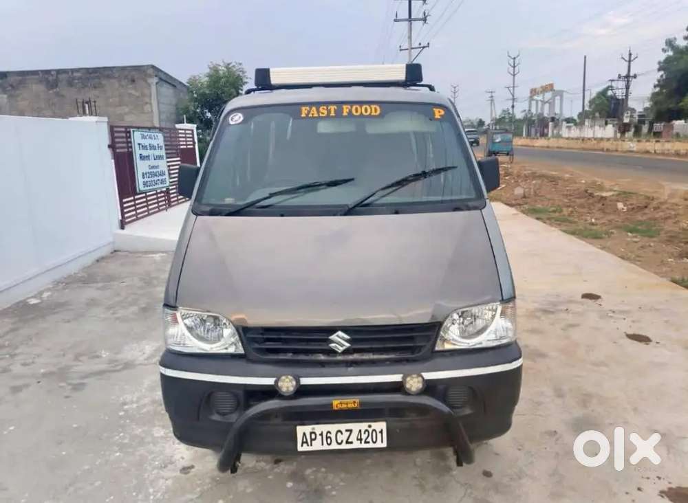 Maruti Suzuki Eeco 2013 Petrol 65000 Km Driven