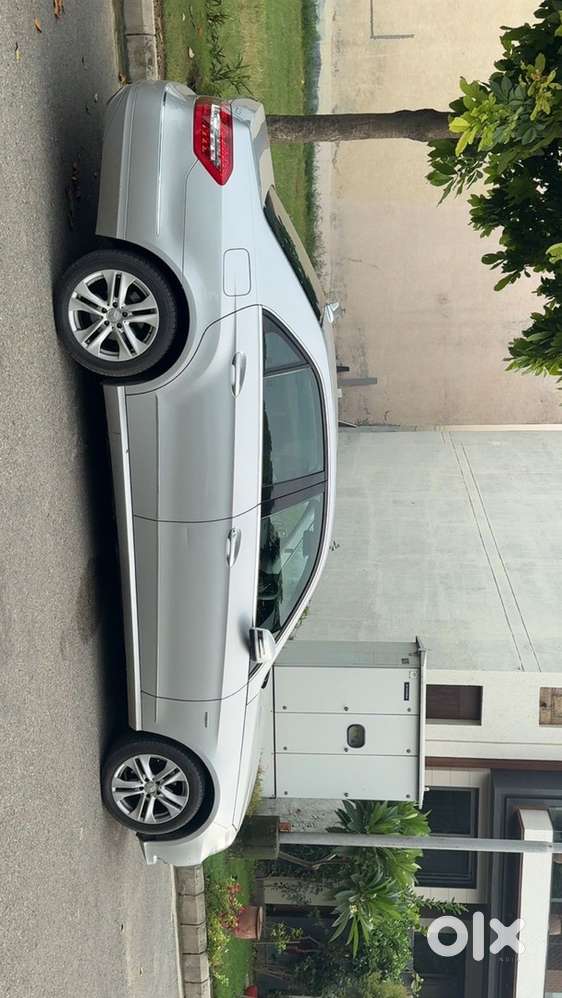 Mercedes-benz E-class 2013