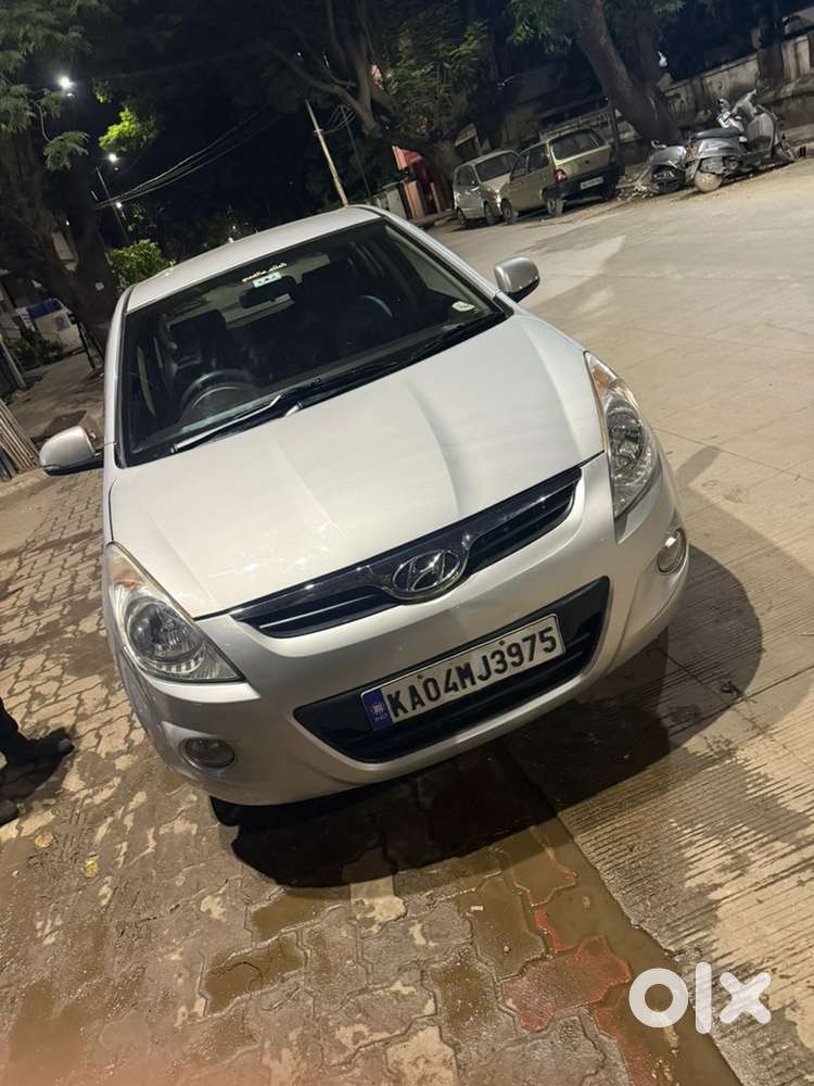 Hyundai I20 Sportz 2011 Petrol