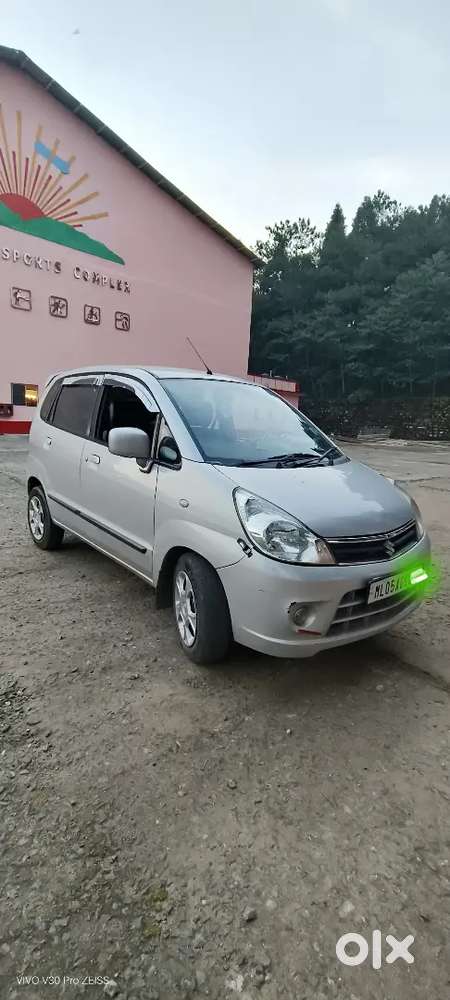 Maruti Suzuki Zen Estilo 2012