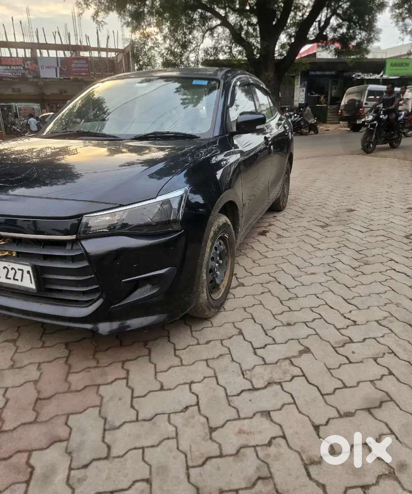 Maruti Suzuki Swift Dzire Vxi 2025