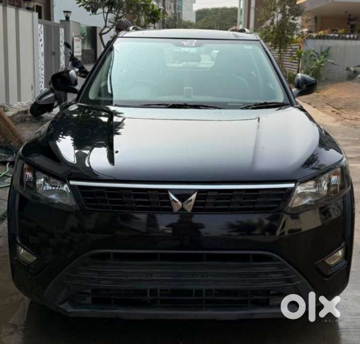 Mahindra Xuv300 W8 Option, 2023, Petrol
