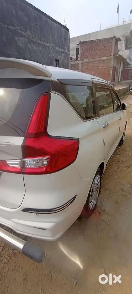 Maruti Suzuki Ertiga 2023 Vxi Cng