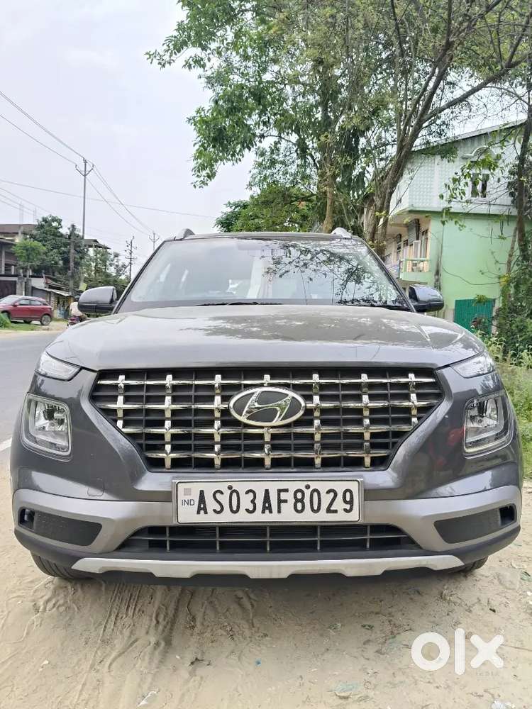 Hyundai New Venue 2022 Petrol 36258 Km Driven