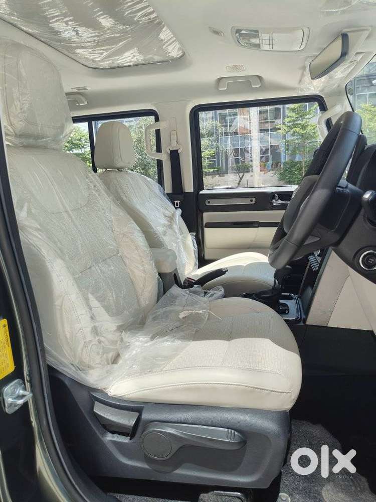 Mahindra Thar Roxx Mx5 Petrol At 2wd, 2026, Petrol