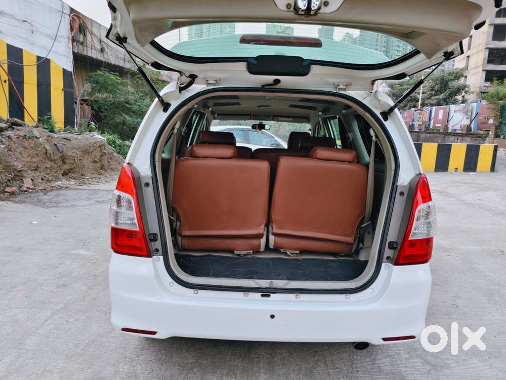 Toyota Innova 2.5 V 8 Str, 2015, Diesel