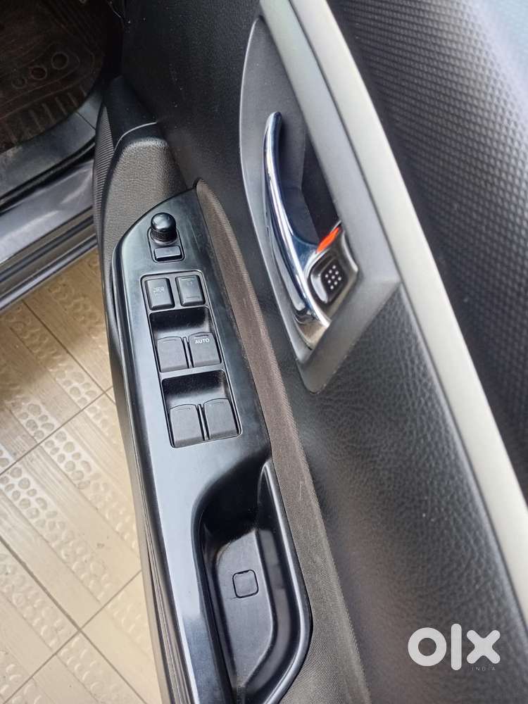 Maruti Suzuki Swift Vxi, 2015, Petrol