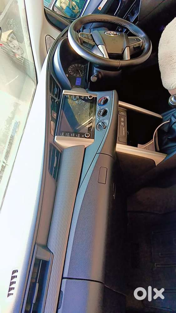 Toyota Innova Crysta 2.4 Gx Limited Edition 8 Str, 2023, Diesel