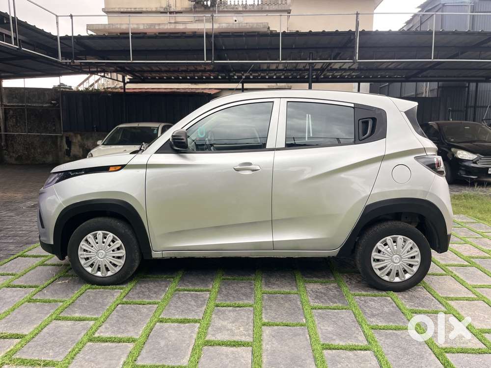 Mahindra Kuv 100 Mahindra-kuv-100-d75-k2-plus, 2017, Petrol
