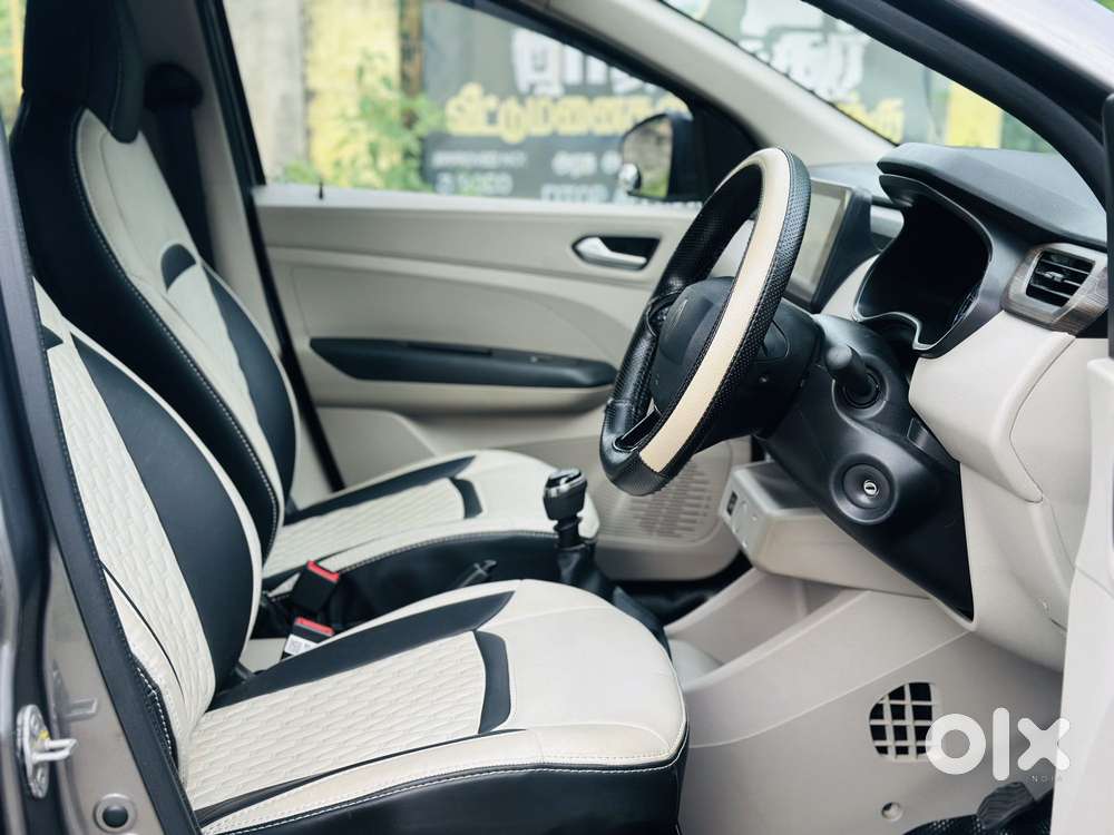 Renault Triber Techno Mt, 2025, Petrol