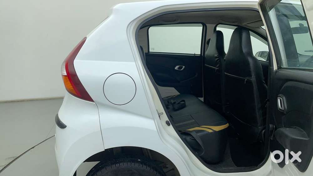 Datsun Redigo 1.0 T (o), 2017, Petrol