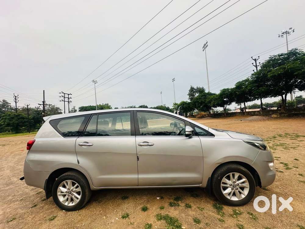 Toyota Innova 2.5 Vx 7 Seater Bs Iv, 2016, Diesel